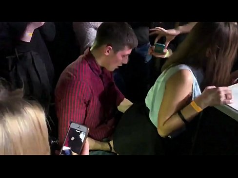 ❤️ Pravi seks u ruskom noćnom klubu. 18-godišnja Ruskinja u anusu i vagini pojebana u noćnom klubu ️ Jebeni video na bs.mrpornogratis.ru ❌️❤